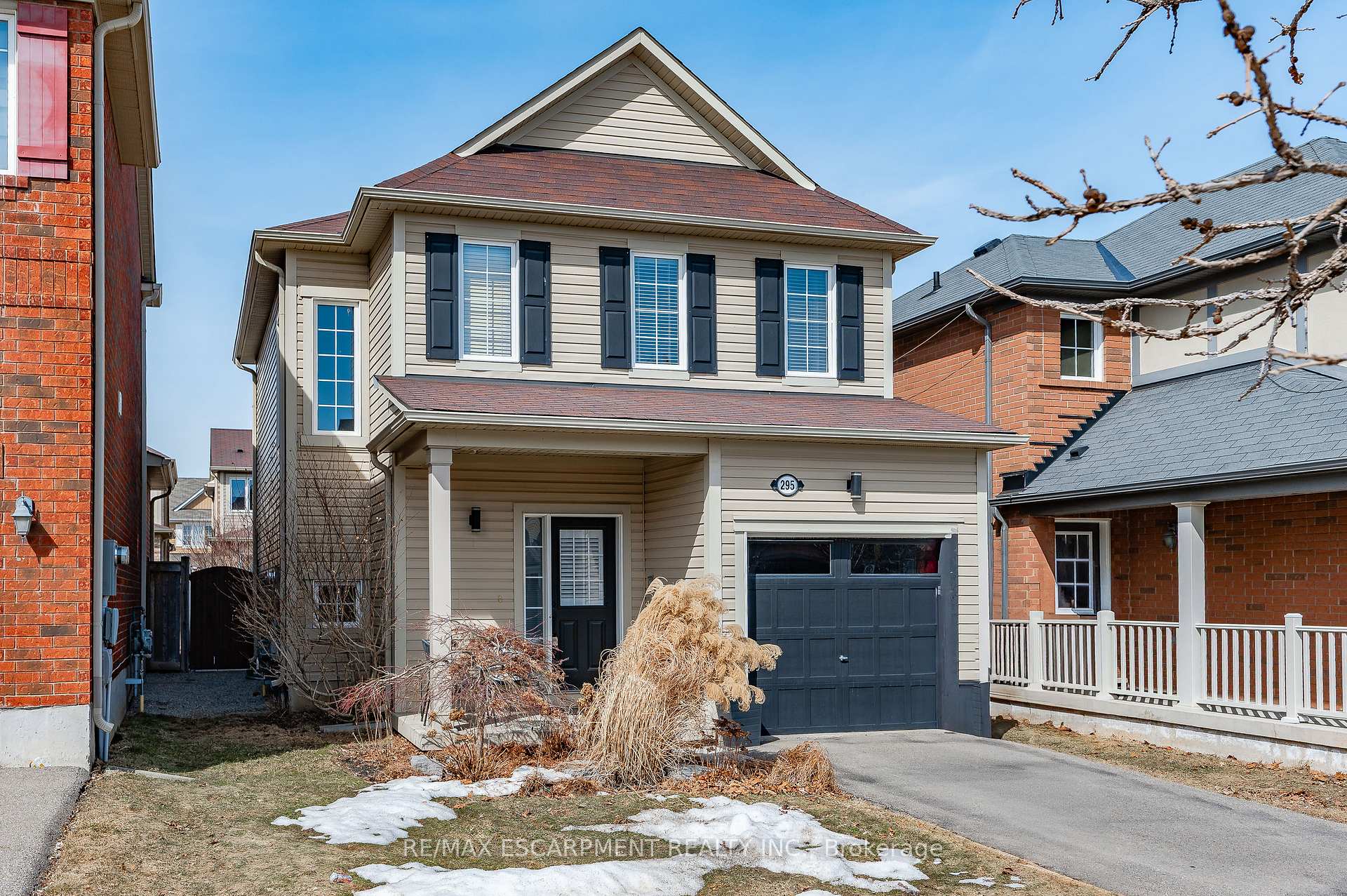 Photo 5 of 295 Ruhl Drive, Milton, Willmott — HOMEH