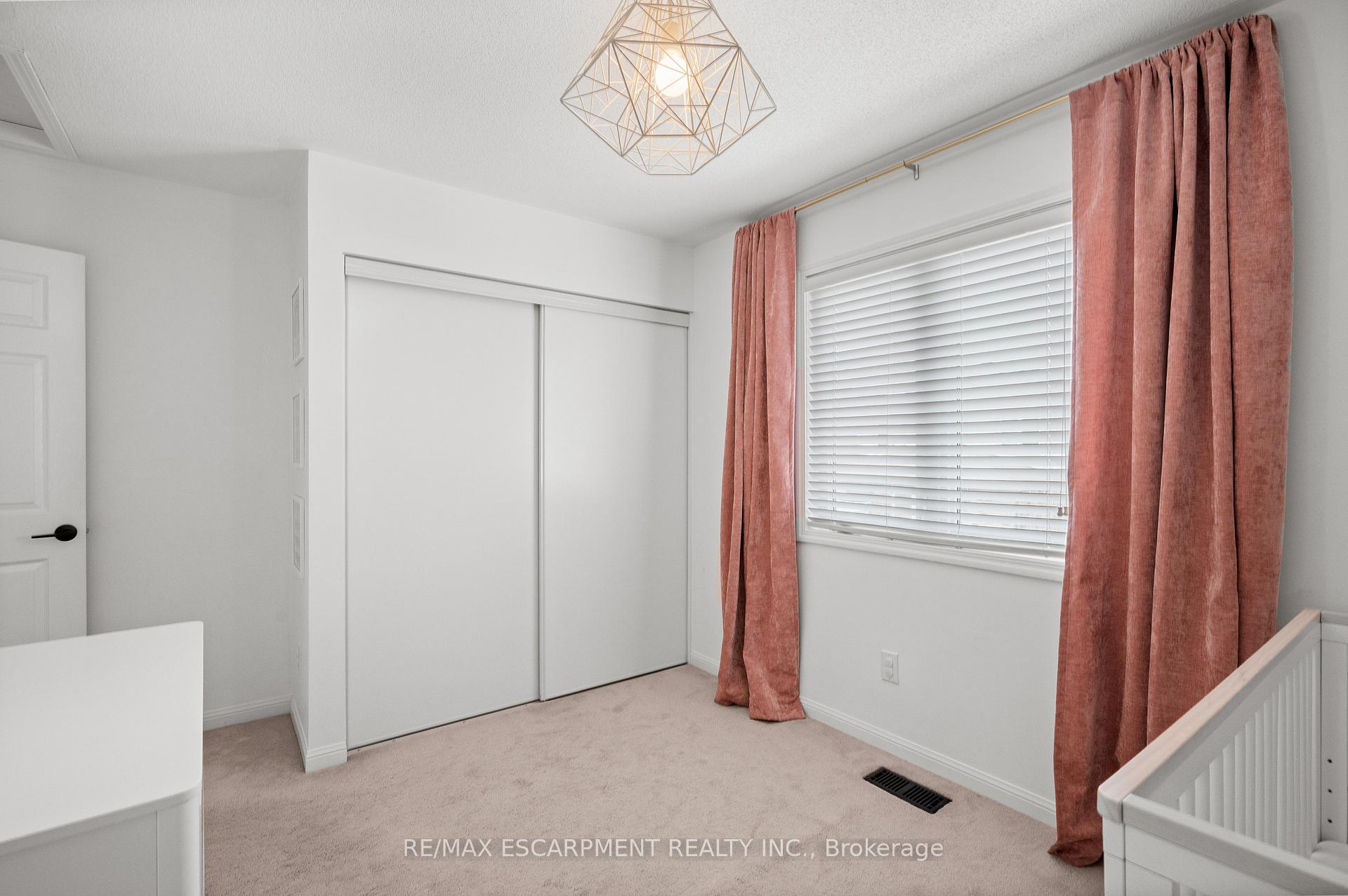 Photo 28 of 295 Ruhl Drive, Milton, Willmott — HOMEH