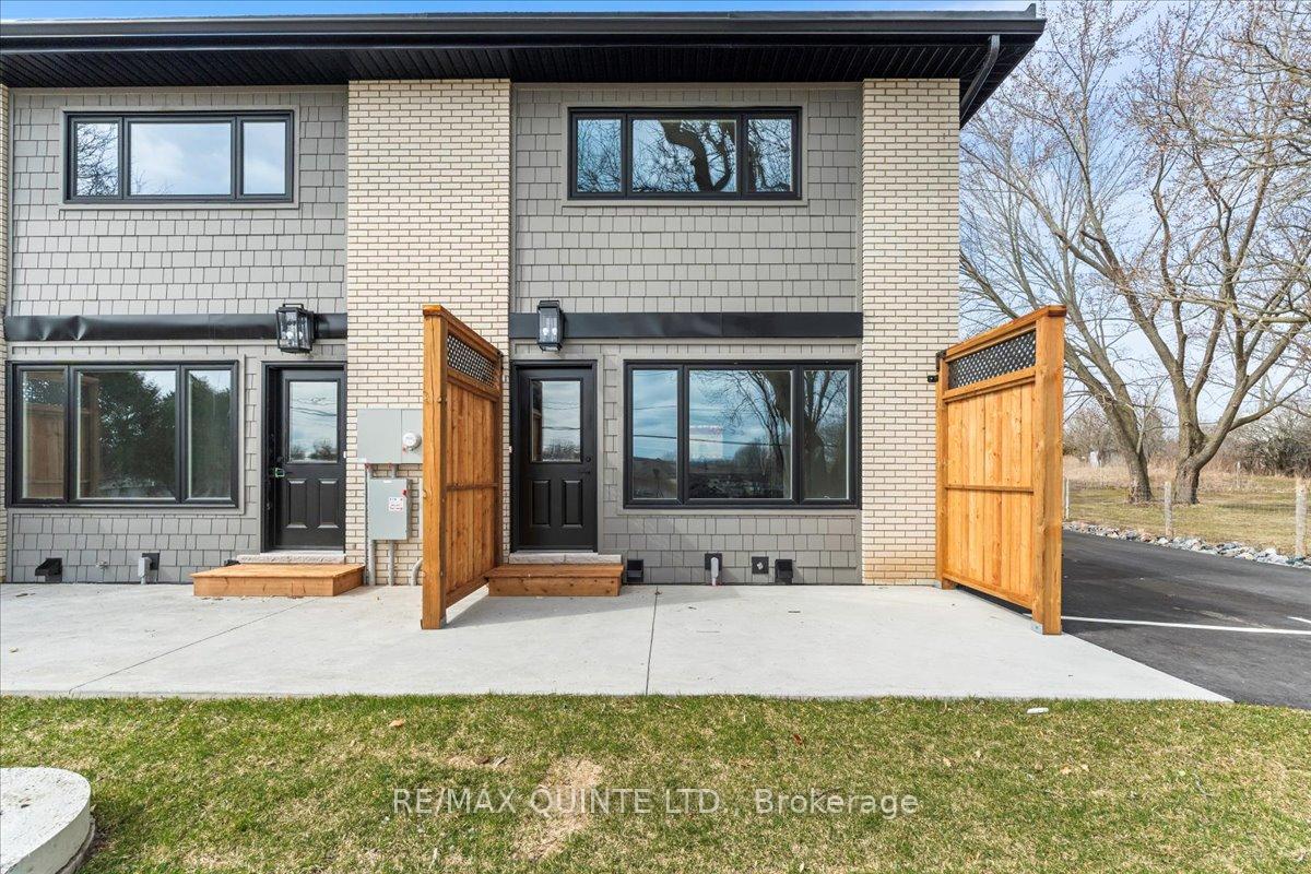 Photo 3 of Unit 3, 865 Old Highway 2, Quinte West, Sidney Ward — HOMEH