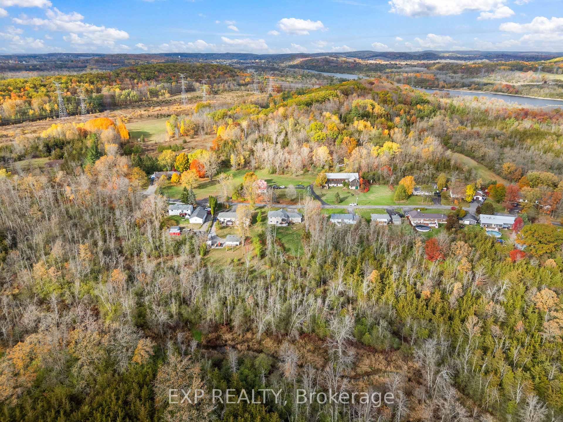 Photo 50 of 167 Bernard Long Road, Quinte West, Sidney Ward — HOMEH