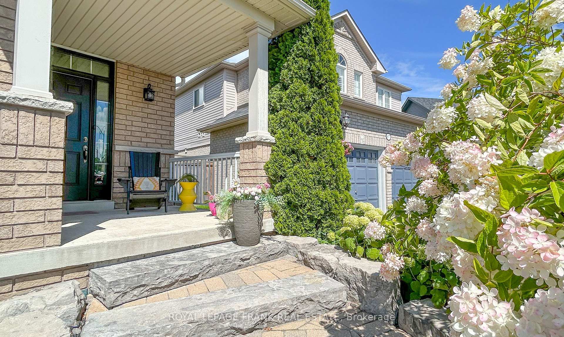 Photo 3 of 1681 Quail Run Drive, Oshawa, Taunton — HOMEH