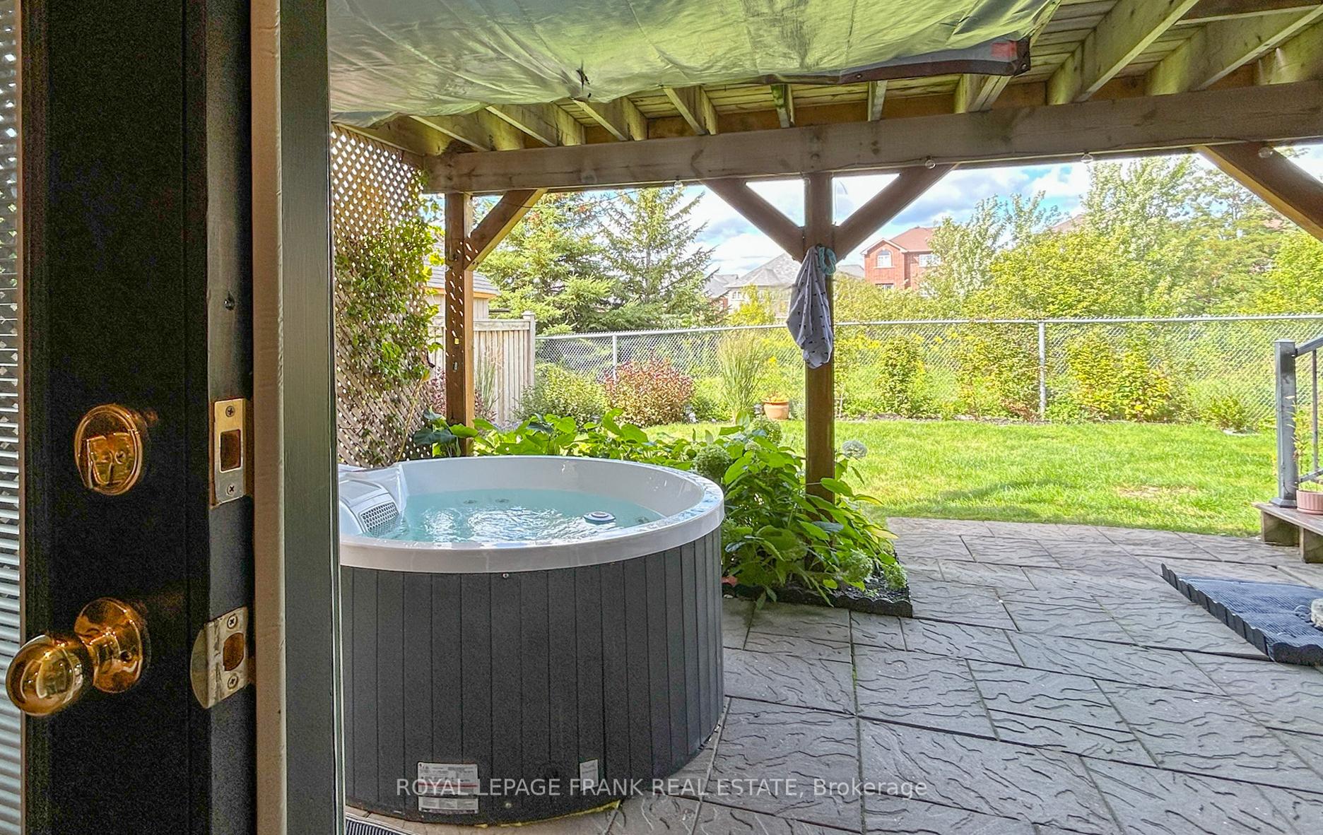Photo 38 of 1681 Quail Run Drive, Oshawa, Taunton — HOMEH