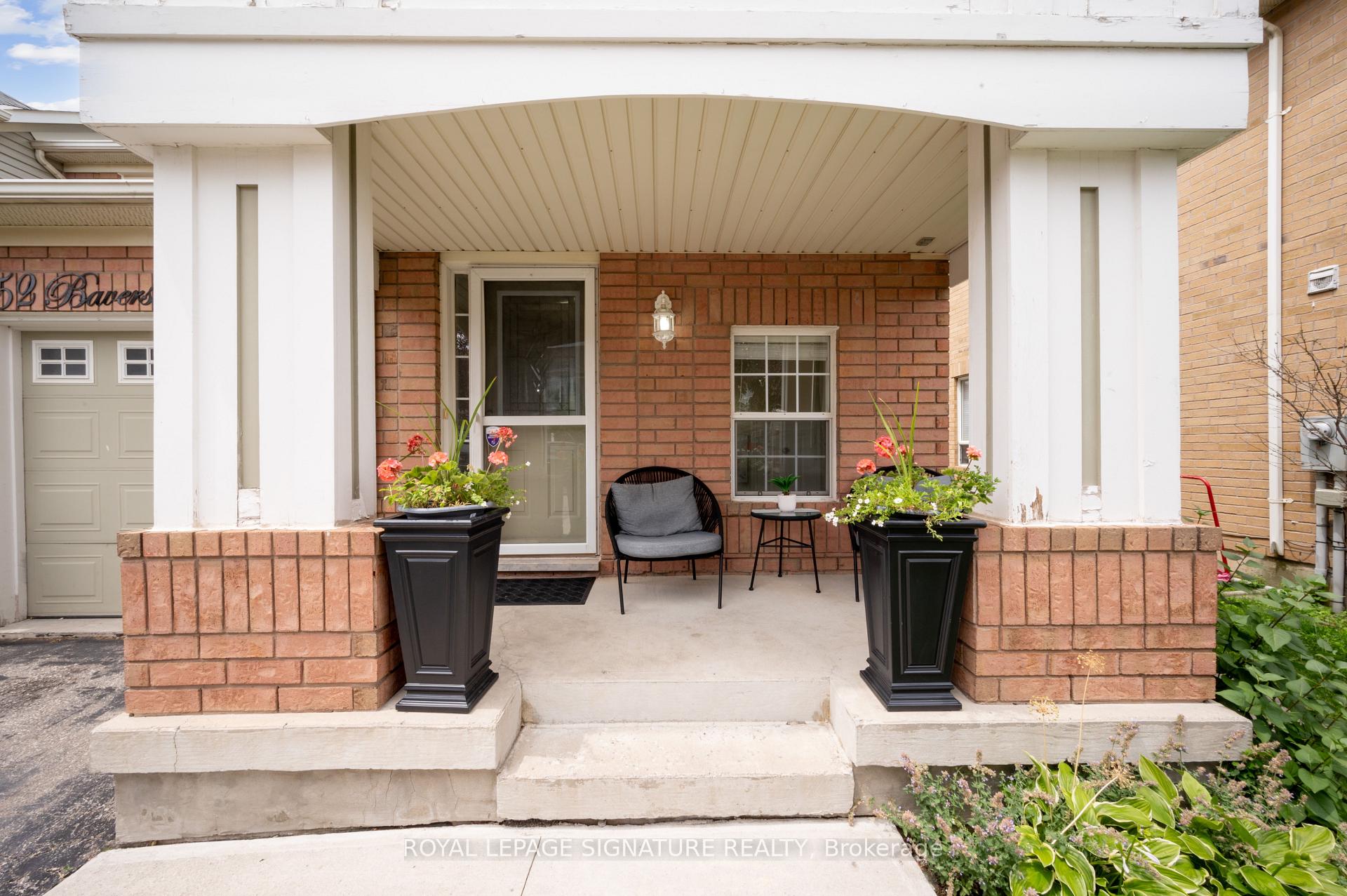 Photo 2 of 352 Baverstock Crescent, Milton, Clarke — HOMEH