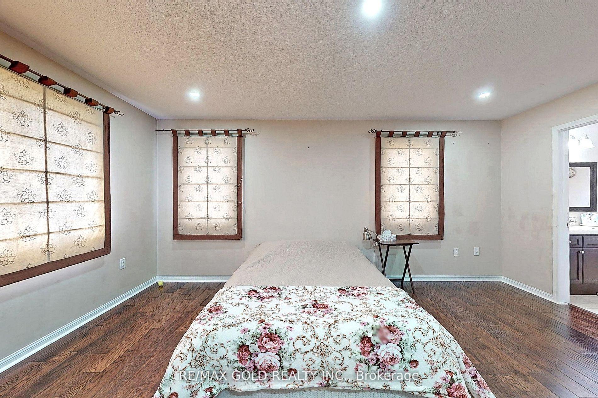 Photo 22 of Unit Upper, 301 Peregrine Way, Milton, Scott — HOMEH