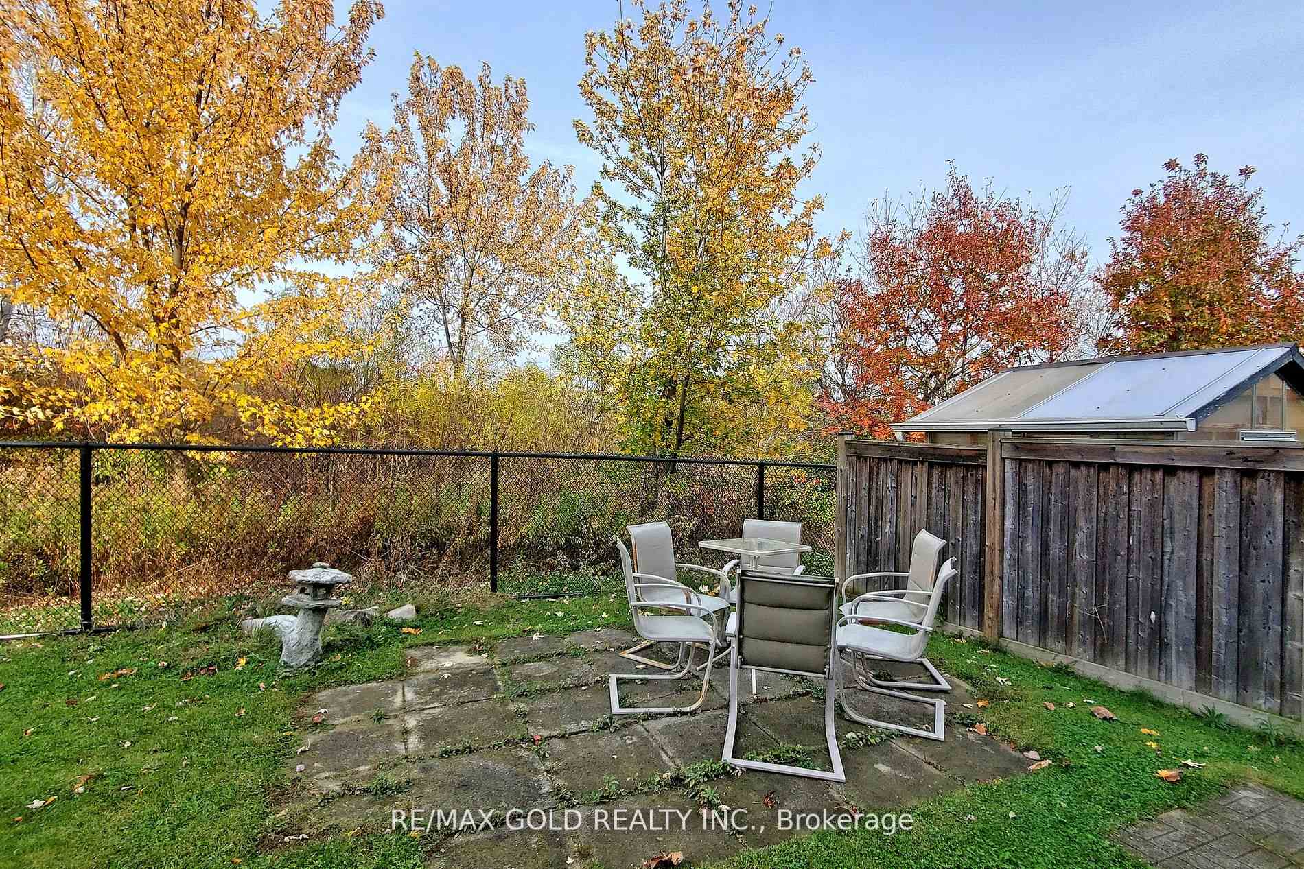 Photo 36 of Unit Upper, 301 Peregrine Way, Milton, Scott — HOMEH