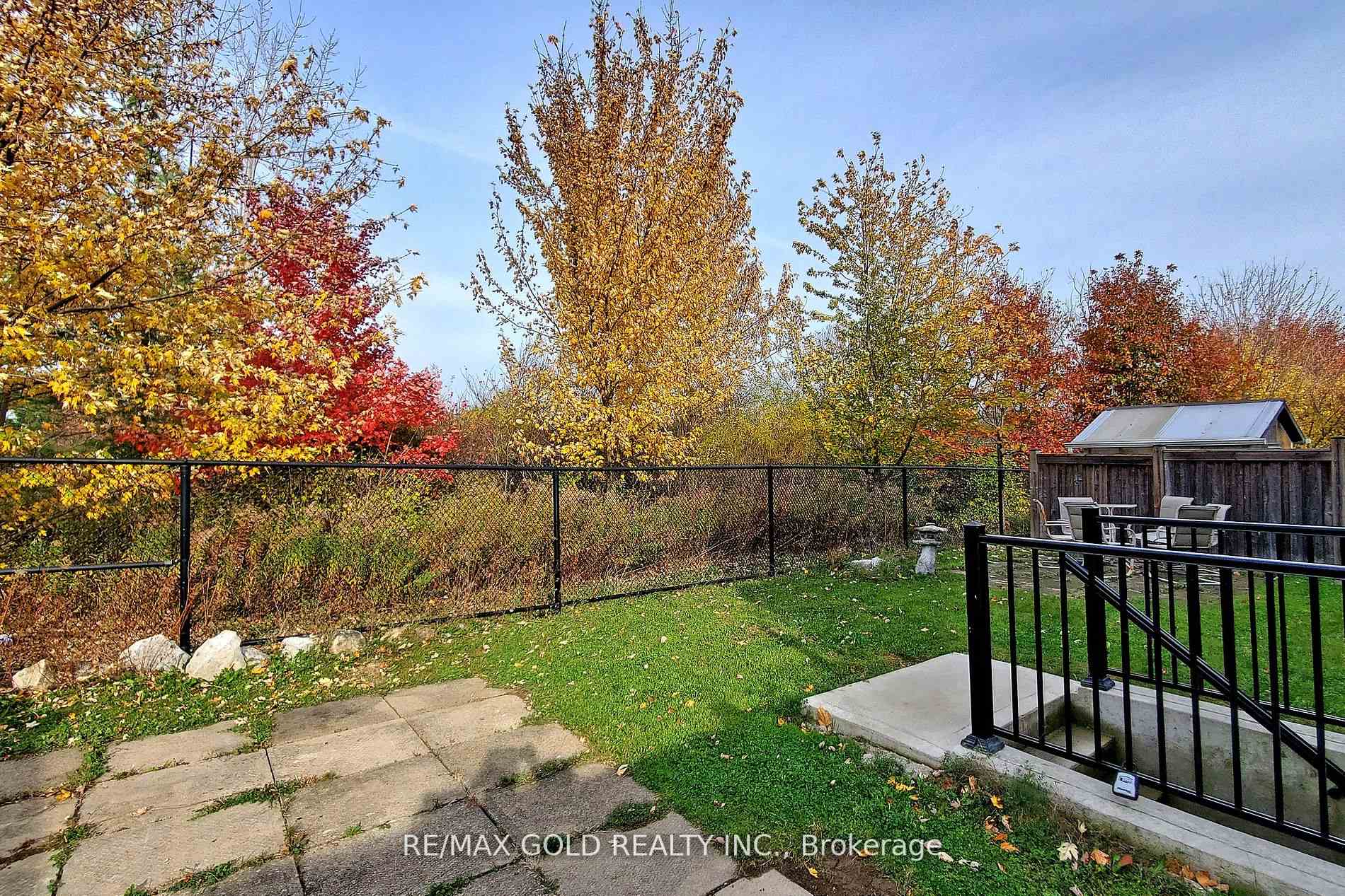 Photo 38 of Unit Upper, 301 Peregrine Way, Milton, Scott — HOMEH