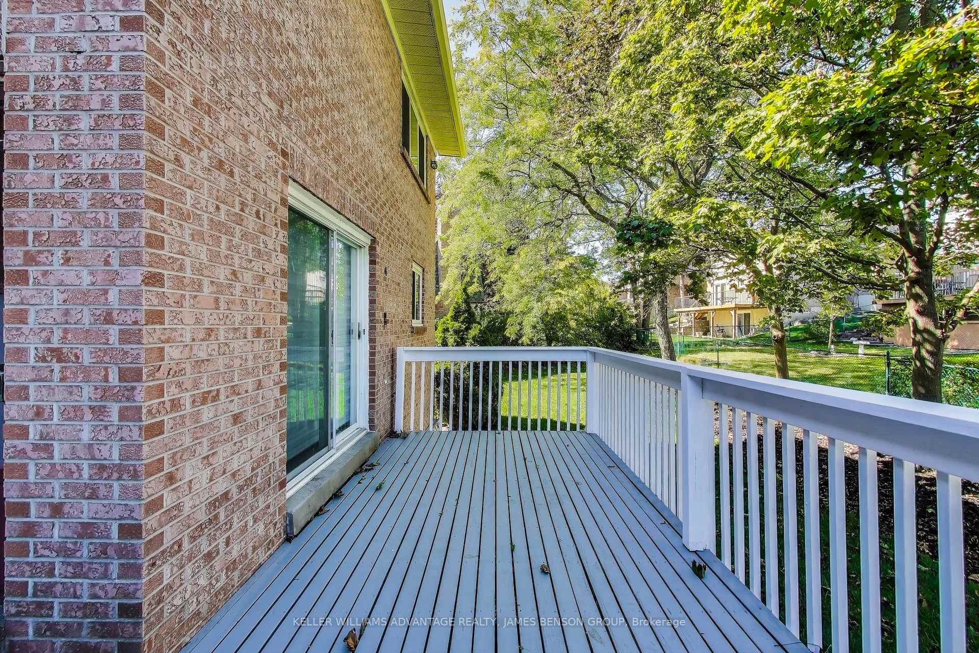 Photo 18 of 418 Victor Court, Pickering, West Shore — HOMEH