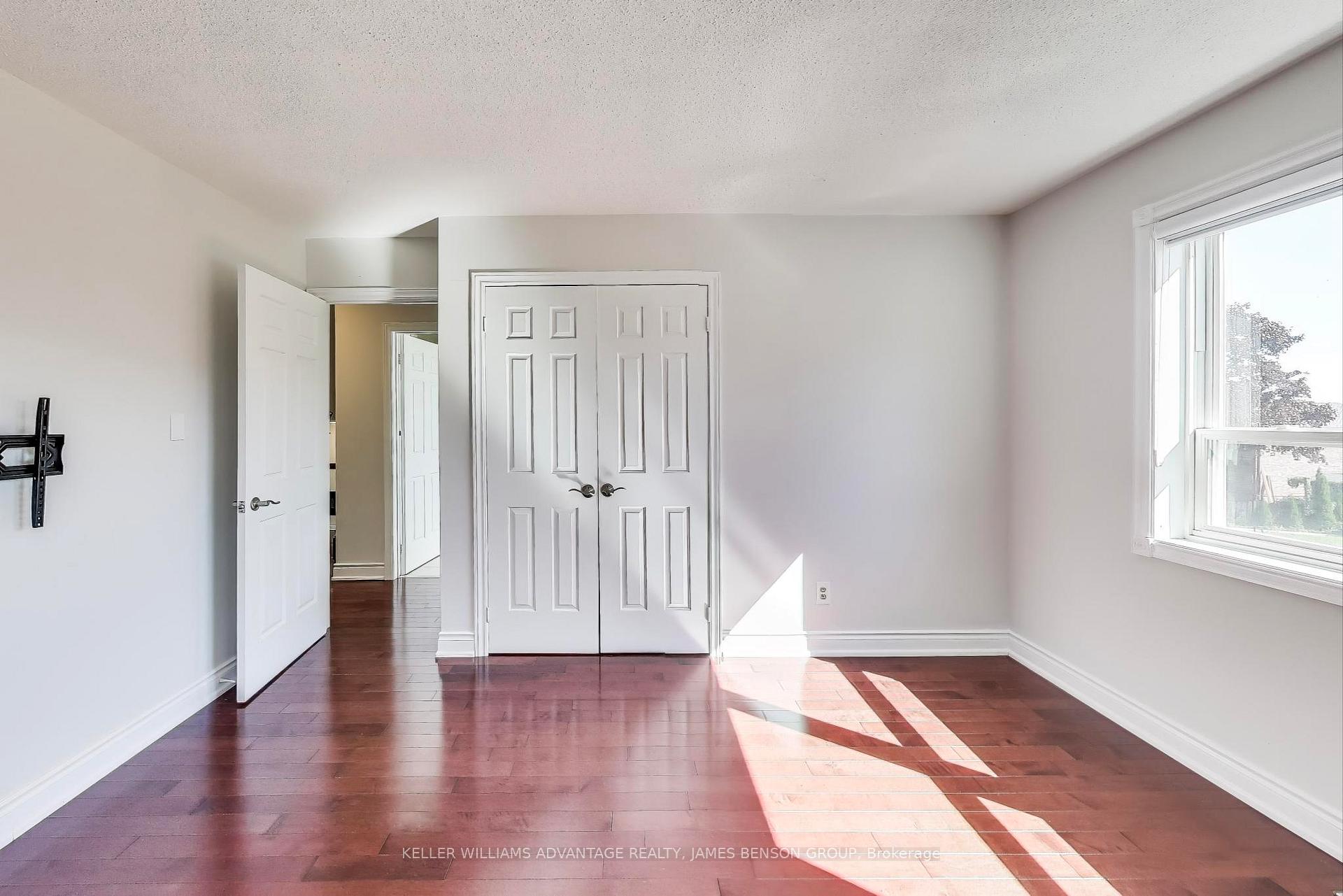 Photo 30 of 418 Victor Court, Pickering, West Shore — HOMEH
