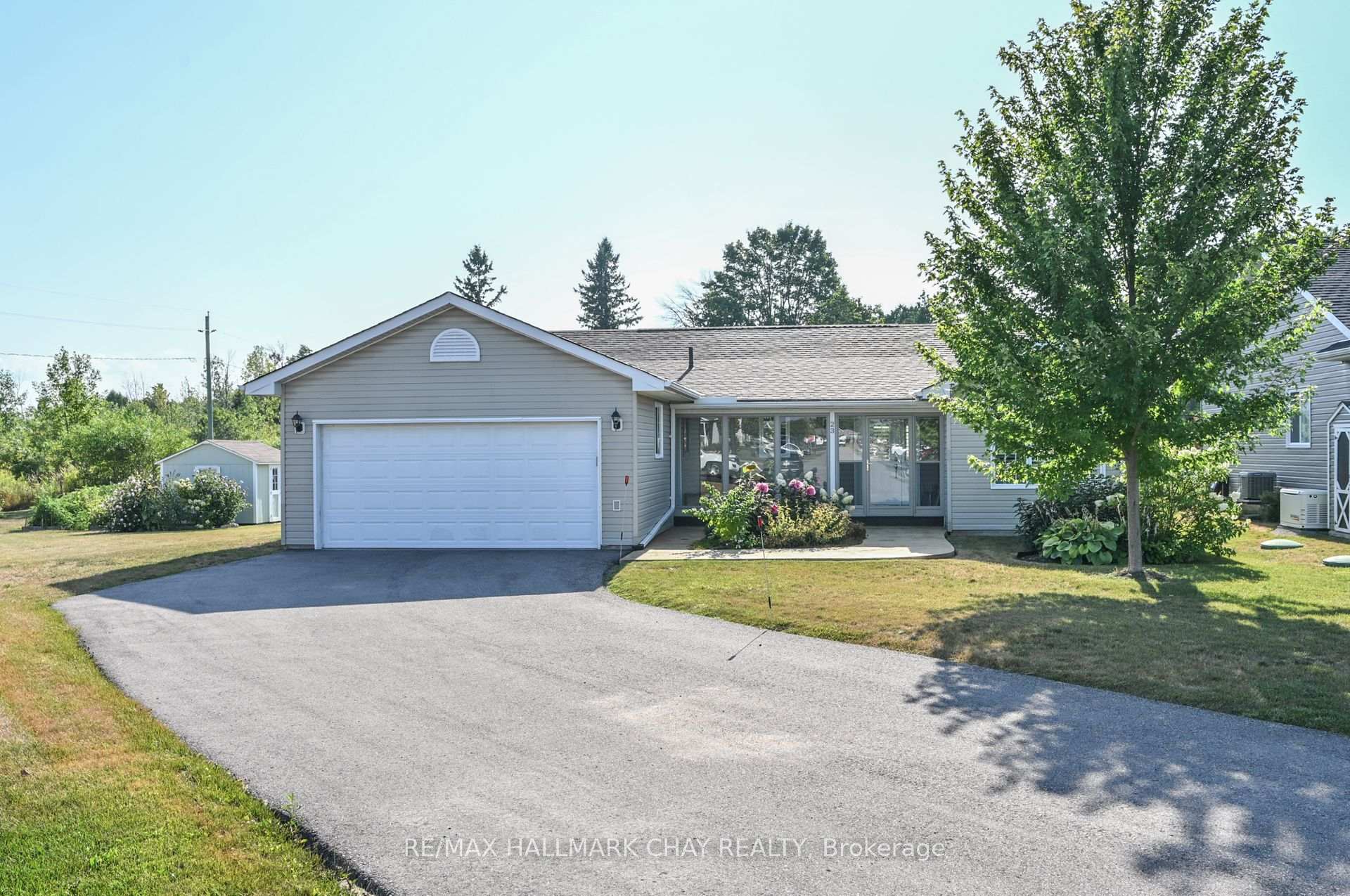 Photo 1 of 23 Sinclair Crescent, Ramara, Atherley — HOMEH
