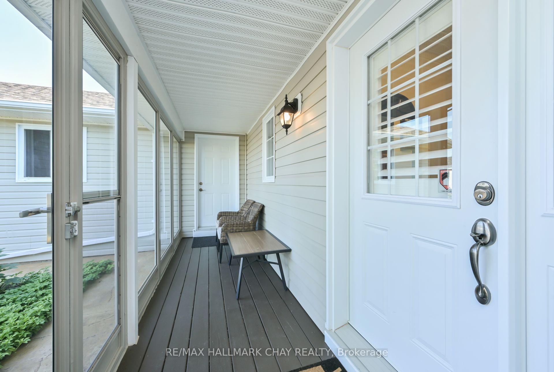 Photo 3 of 23 Sinclair Crescent, Ramara, Atherley — HOMEH