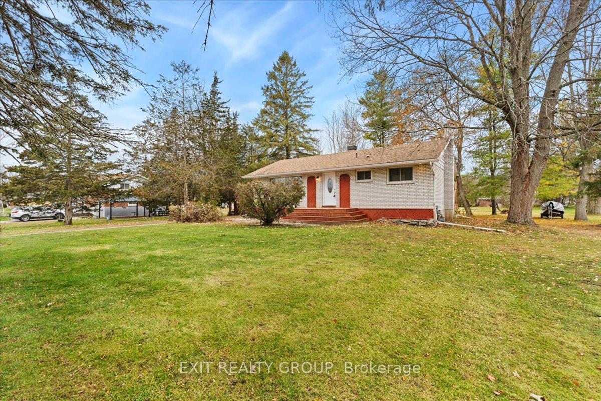 Photo 4 of 40 Hartsmere Road, Quinte West, Murray Ward — HOMEH