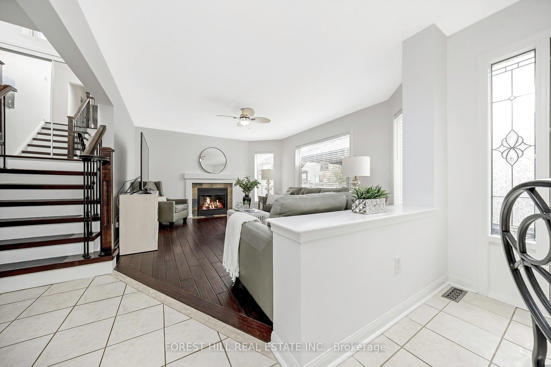 Photo 9 of 674 Dolby Crescent, Milton, Beaty — HOMEH