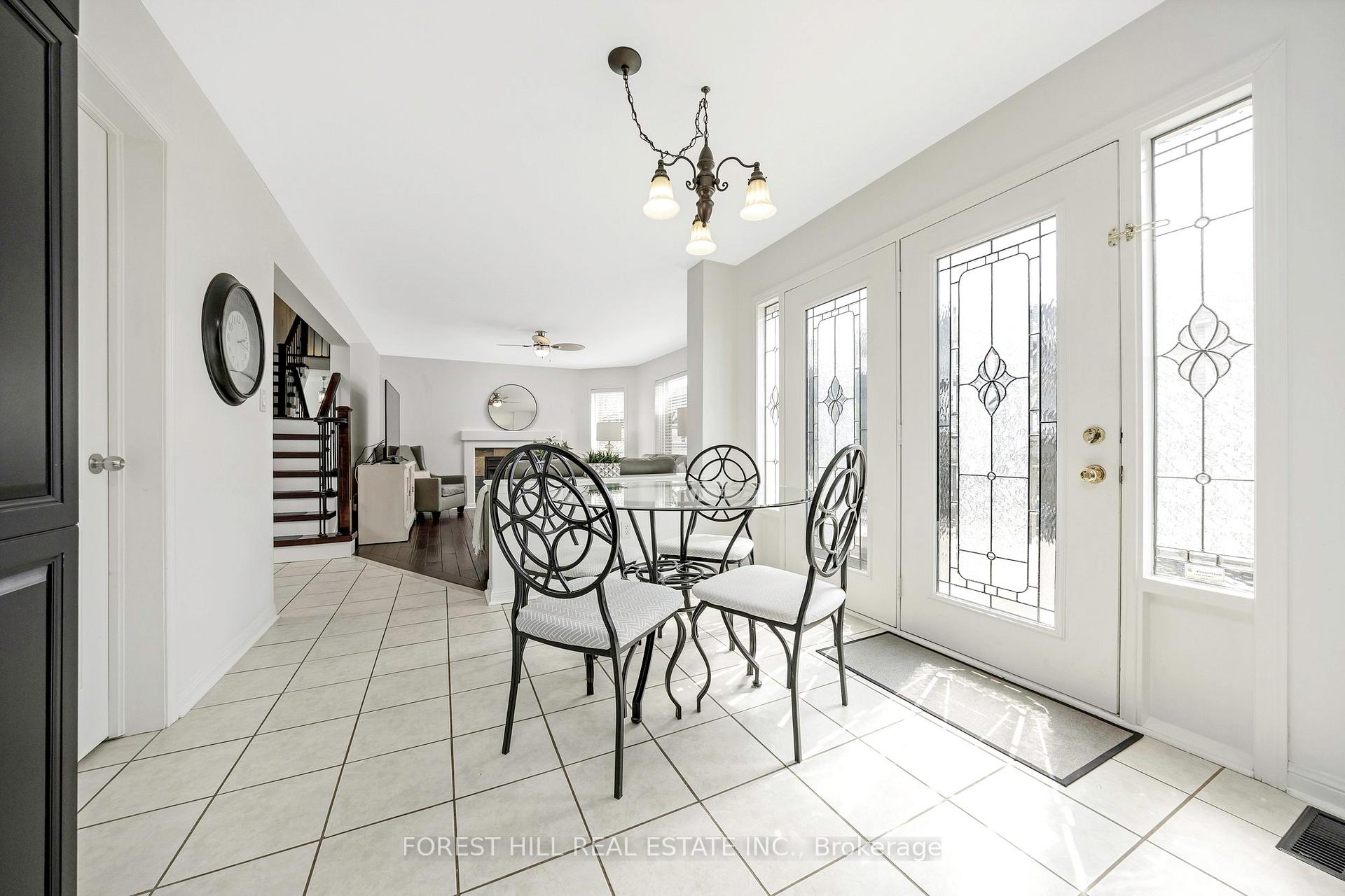 Photo 13 of 674 Dolby Crescent, Milton, Beaty — HOMEH