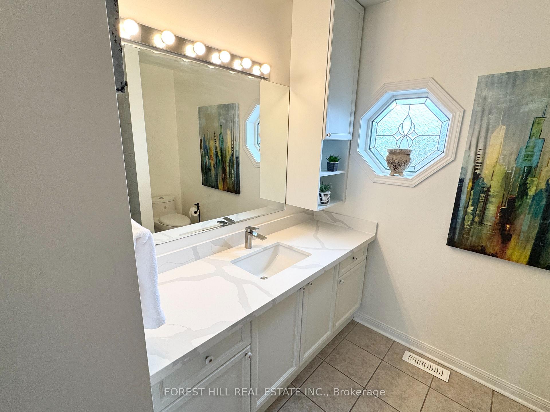 Photo 30 of 674 Dolby Crescent, Milton, Beaty — HOMEH
