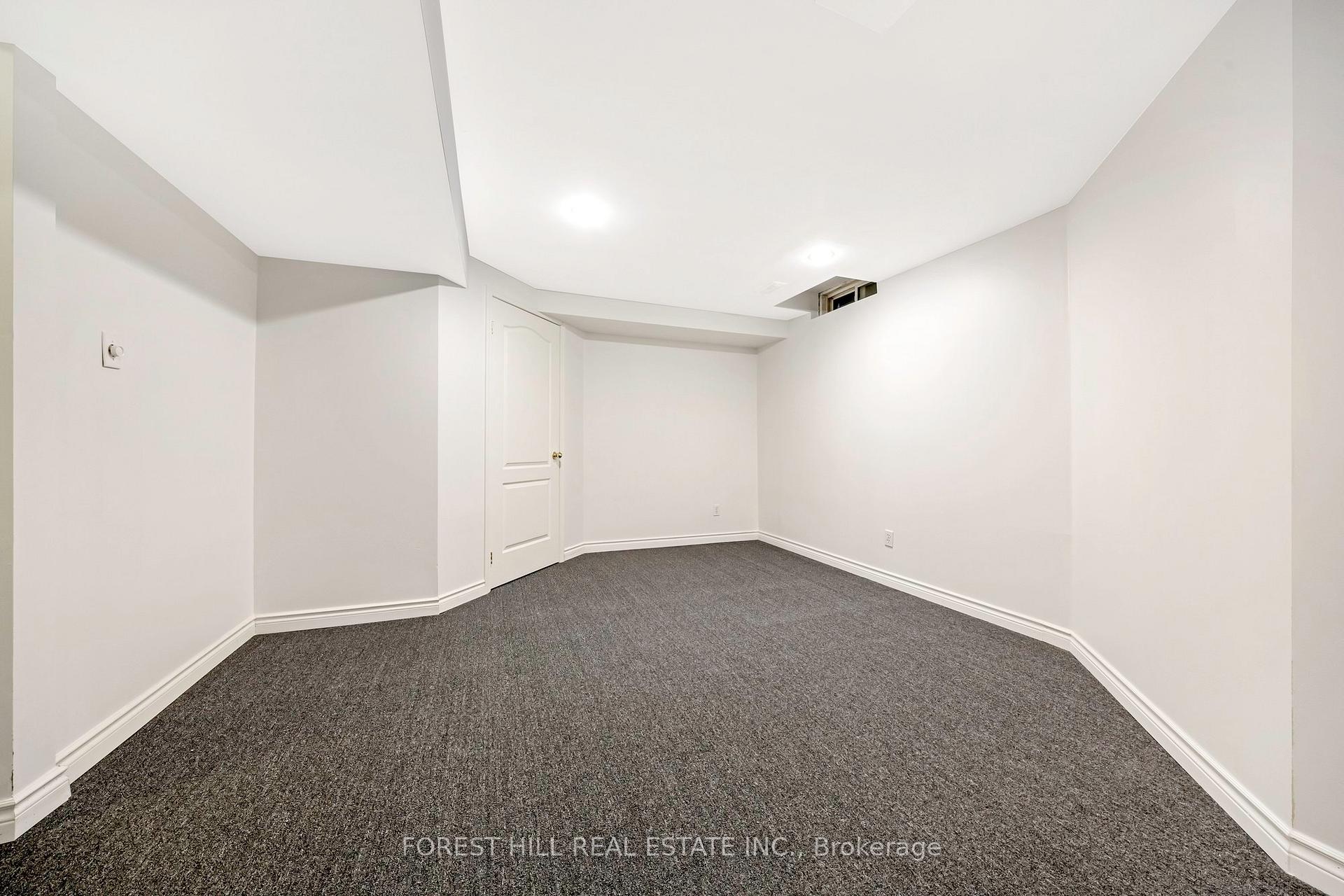 Photo 37 of 674 Dolby Crescent, Milton, Beaty — HOMEH
