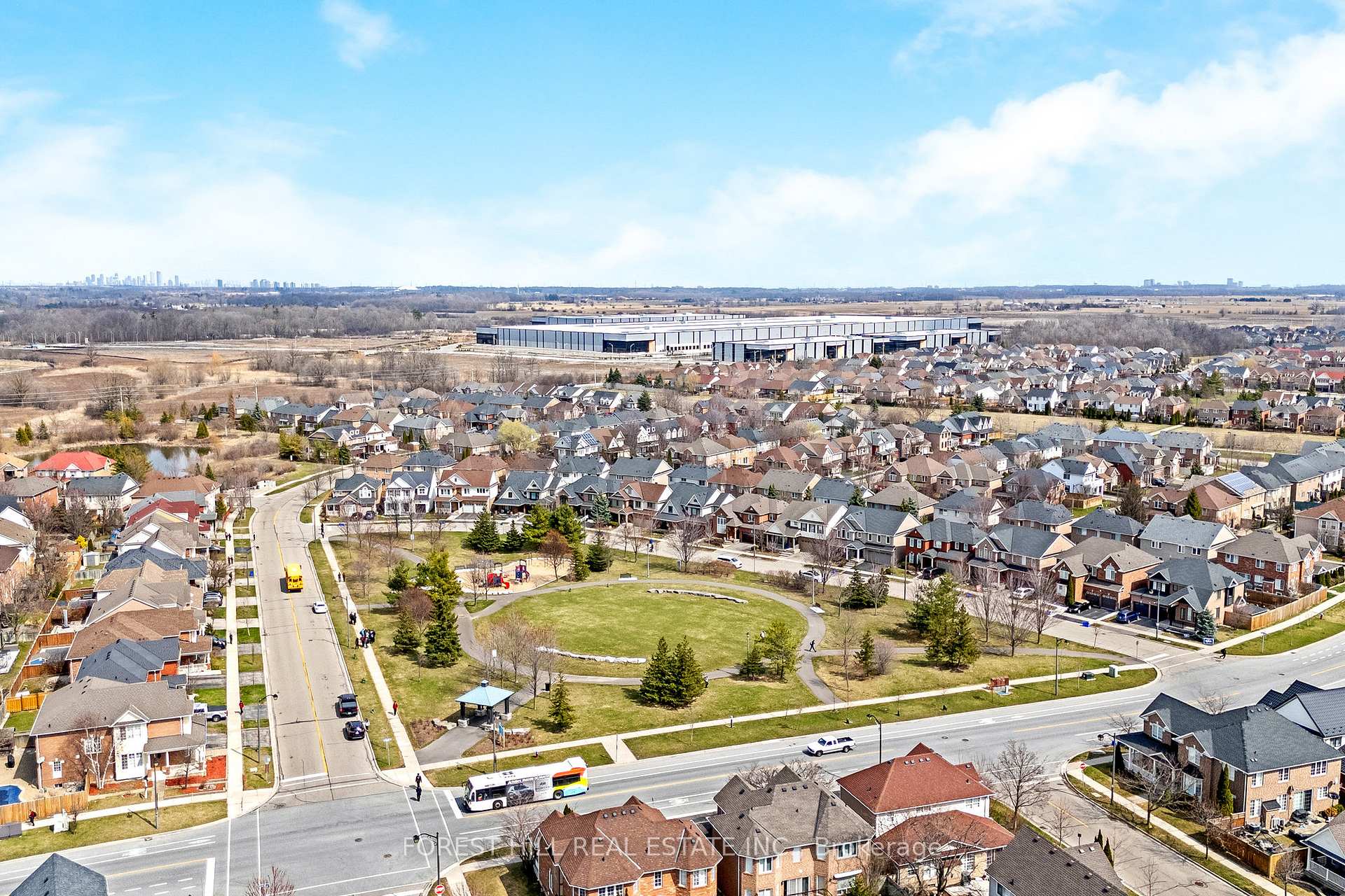 Photo 45 of 674 Dolby Crescent, Milton, Beaty — HOMEH