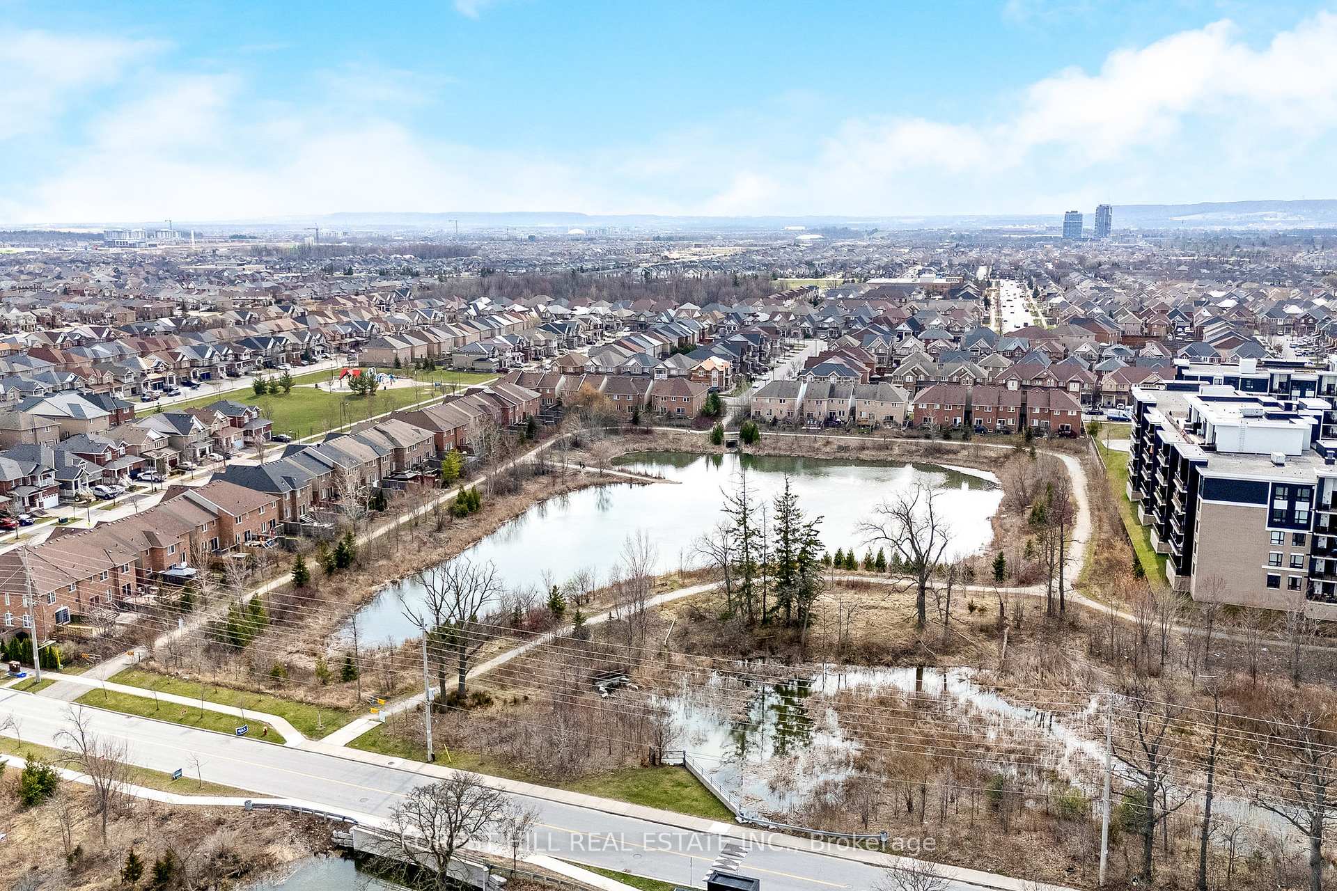 Photo 46 of 674 Dolby Crescent, Milton, Beaty — HOMEH