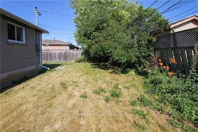 Photo 12 of Unit Lower, 1355 Poprad Avenue, Pickering, Bay Ridges — HOMEH