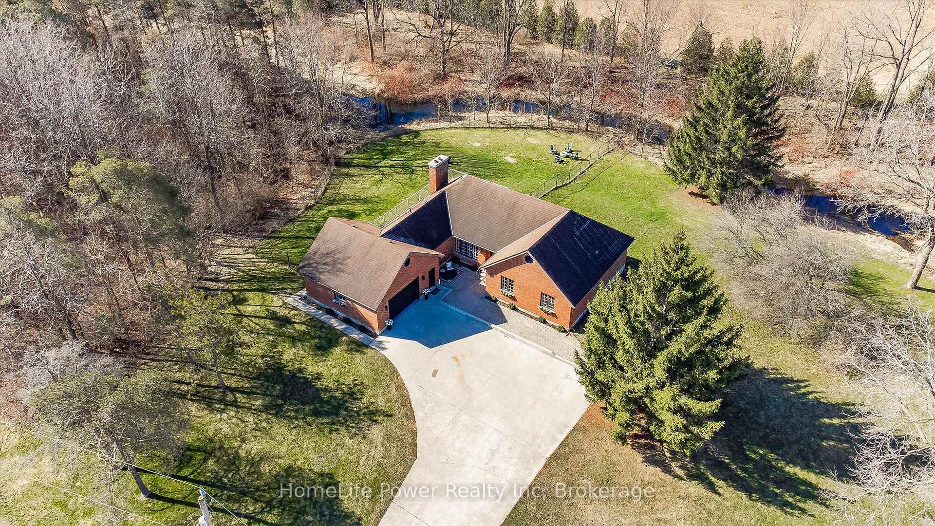 Photo 2 of 4080 Victoria Road S, Puslinch, Rural Puslinch East — HOMEH