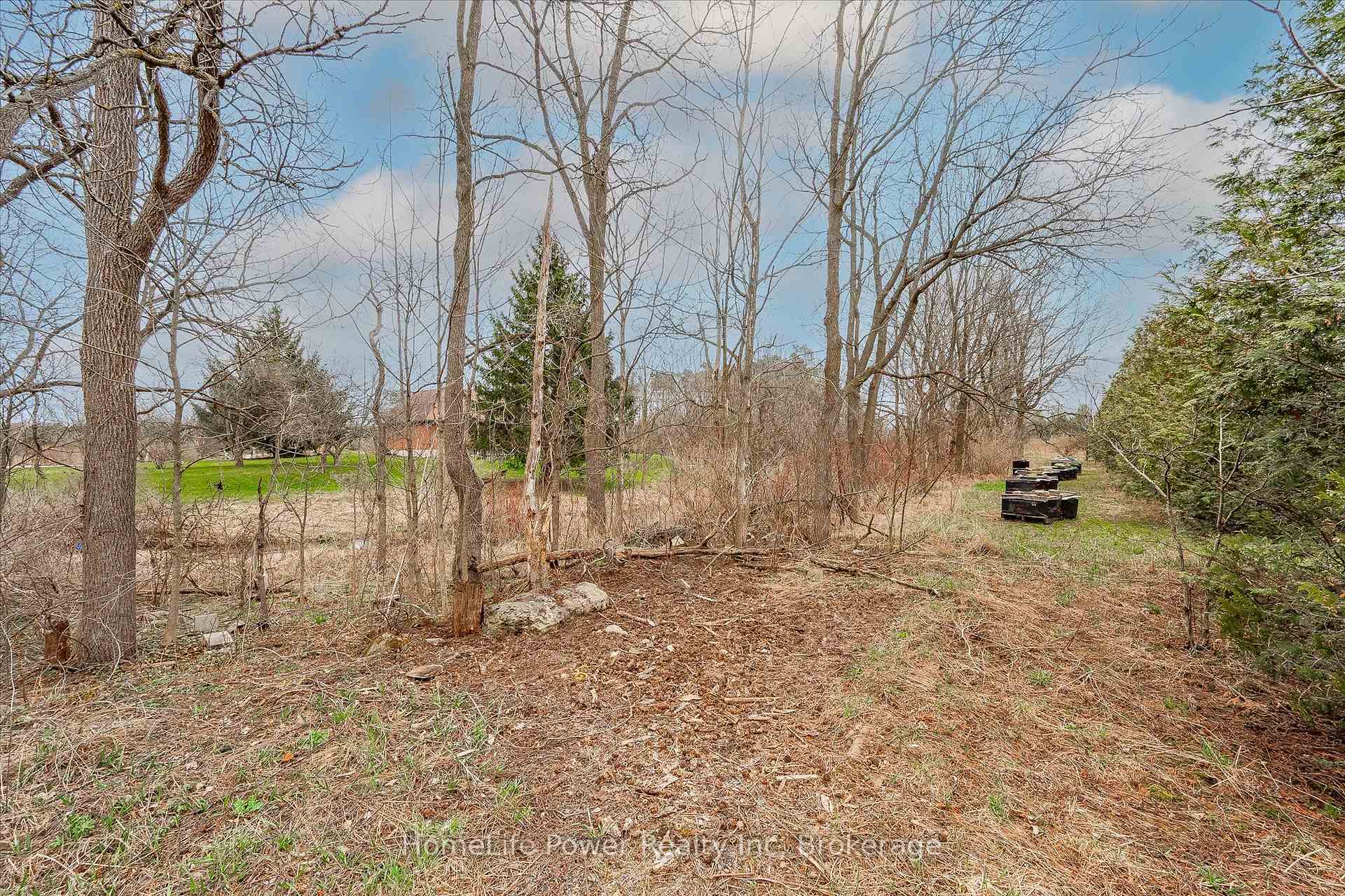 Photo 38 of 4080 Victoria Road S, Puslinch, Rural Puslinch East — HOMEH