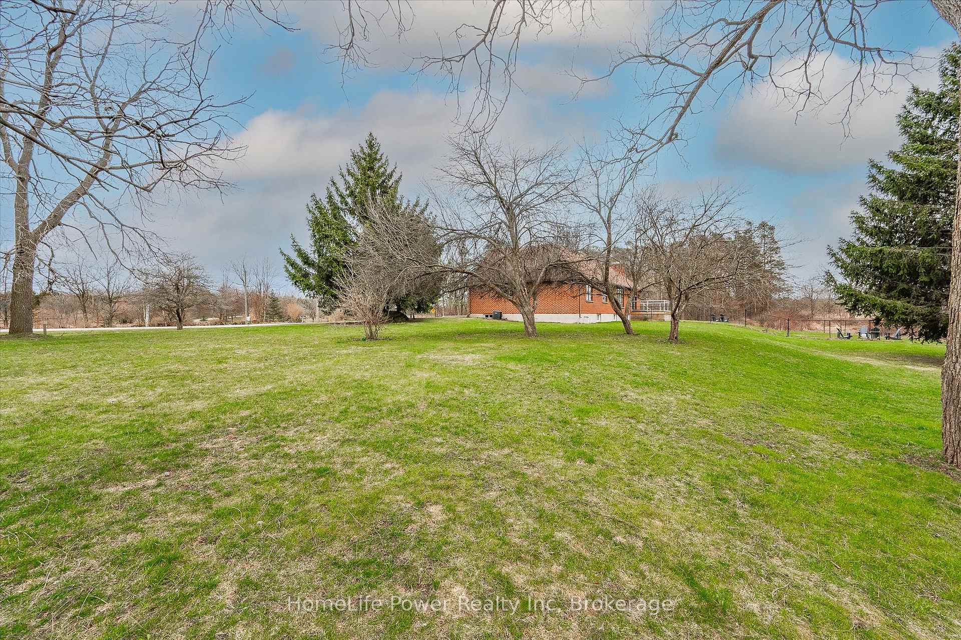 Photo 45 of 4080 Victoria Road S, Puslinch, Rural Puslinch East — HOMEH