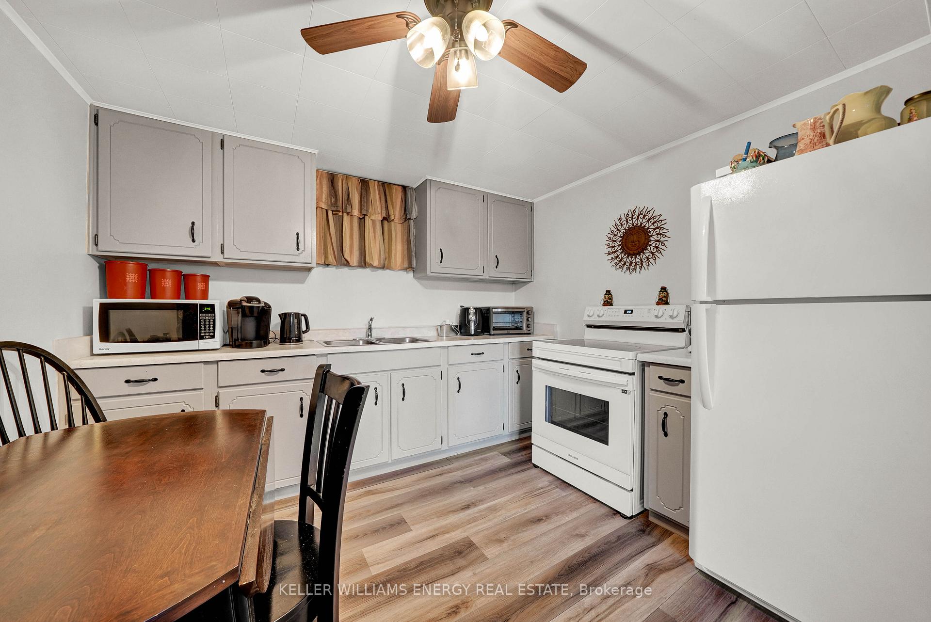 Photo 32 of 106 Oram Road, Prince Edward County, Sophiasburg Ward — HOMEH
