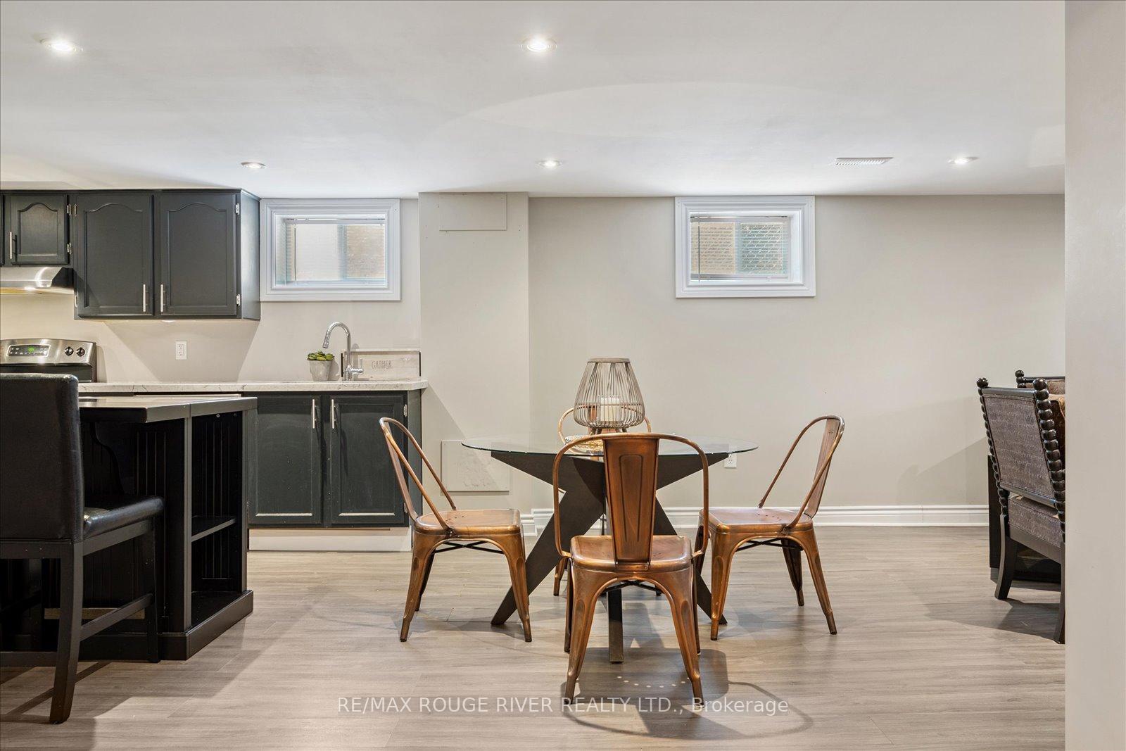 Photo 33 of 630 Athol Street E, Oshawa, Donevan — HOMEH