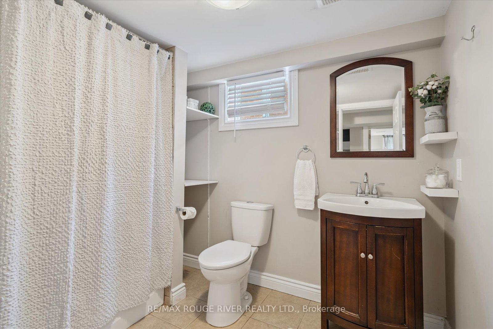 Photo 38 of 630 Athol Street E, Oshawa, Donevan — HOMEH