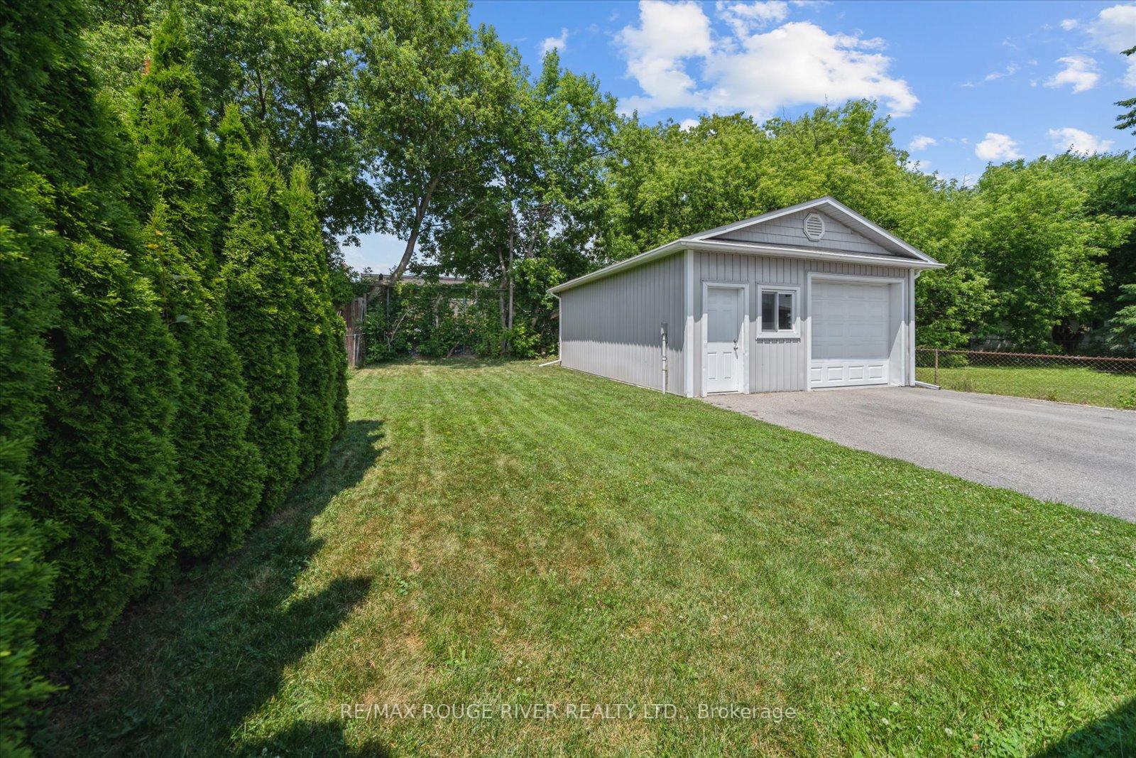Photo 44 of 630 Athol Street E, Oshawa, Donevan — HOMEH