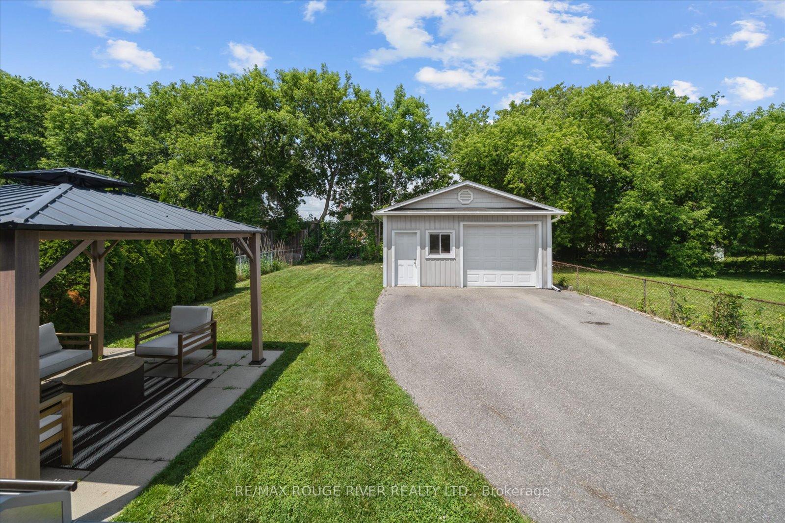 Photo 45 of 630 Athol Street E, Oshawa, Donevan — HOMEH