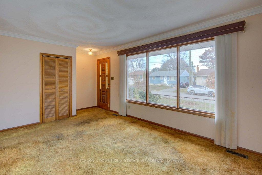 Photo 4 of 34 Elizabeth Avenue, Quinte West, Trenton Ward — HOMEH