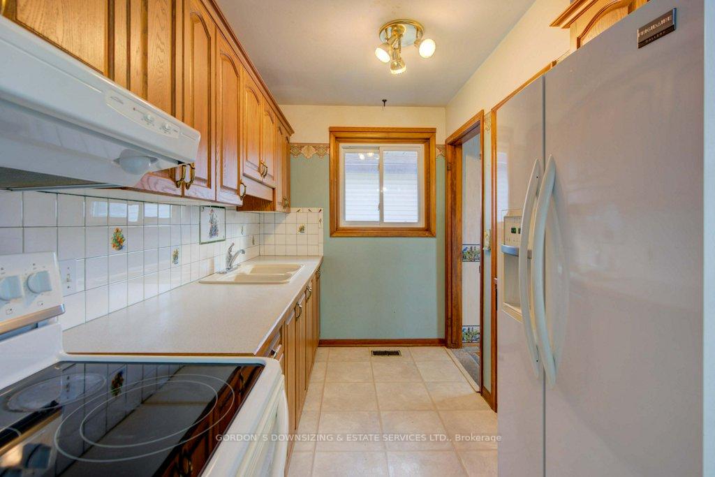 Photo 11 of 34 Elizabeth Avenue, Quinte West, Trenton Ward — HOMEH