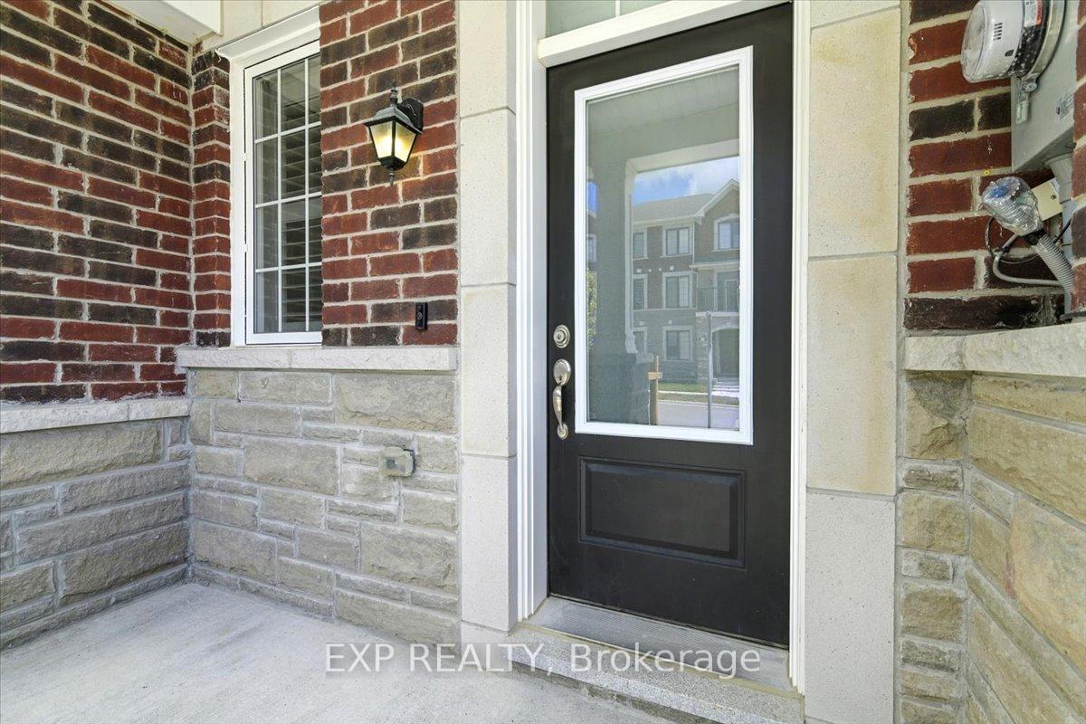 Photo 5 of 3303 Thunderbird Promenade, Pickering, Rural Pickering — HOMEH