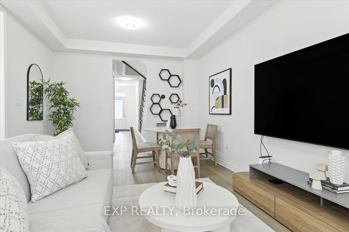 Photo 11 of 3303 Thunderbird Promenade, Pickering, Rural Pickering — HOMEH