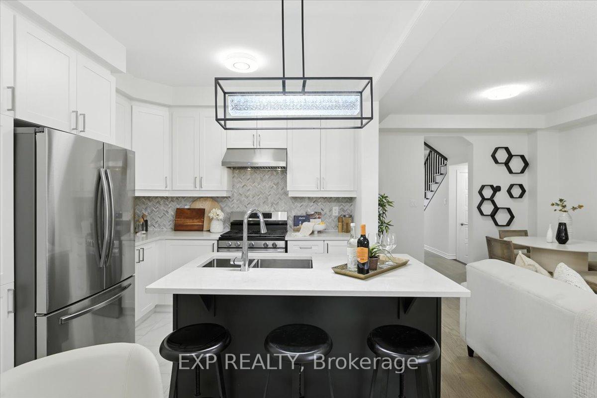 Photo 16 of 3303 Thunderbird Promenade, Pickering, Rural Pickering — HOMEH