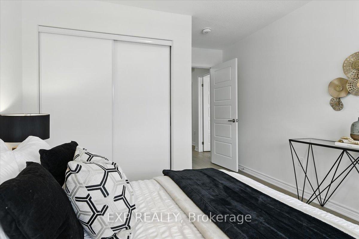 Photo 25 of 3303 Thunderbird Promenade, Pickering, Rural Pickering — HOMEH