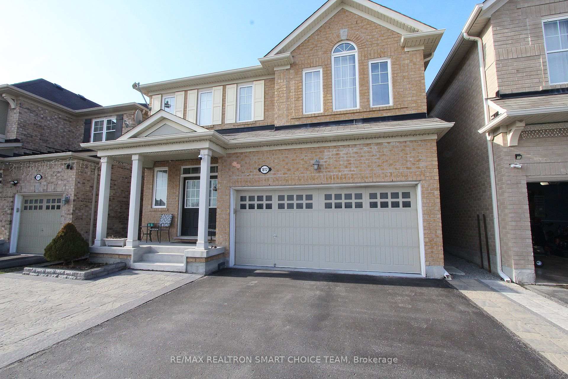 Front of Unit Bsmt, 1812 Misthollow Drive