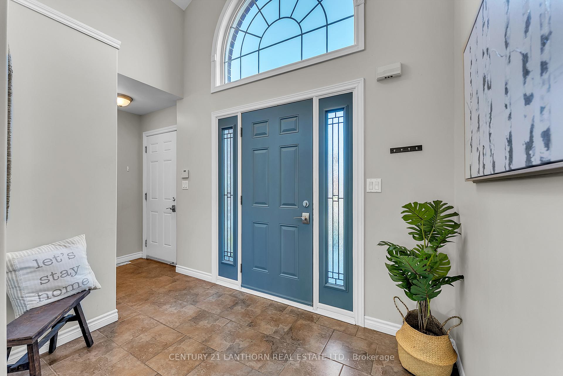 Photo 4 of 108 Parkview Heights, Quinte West, Murray Ward — HOMEH