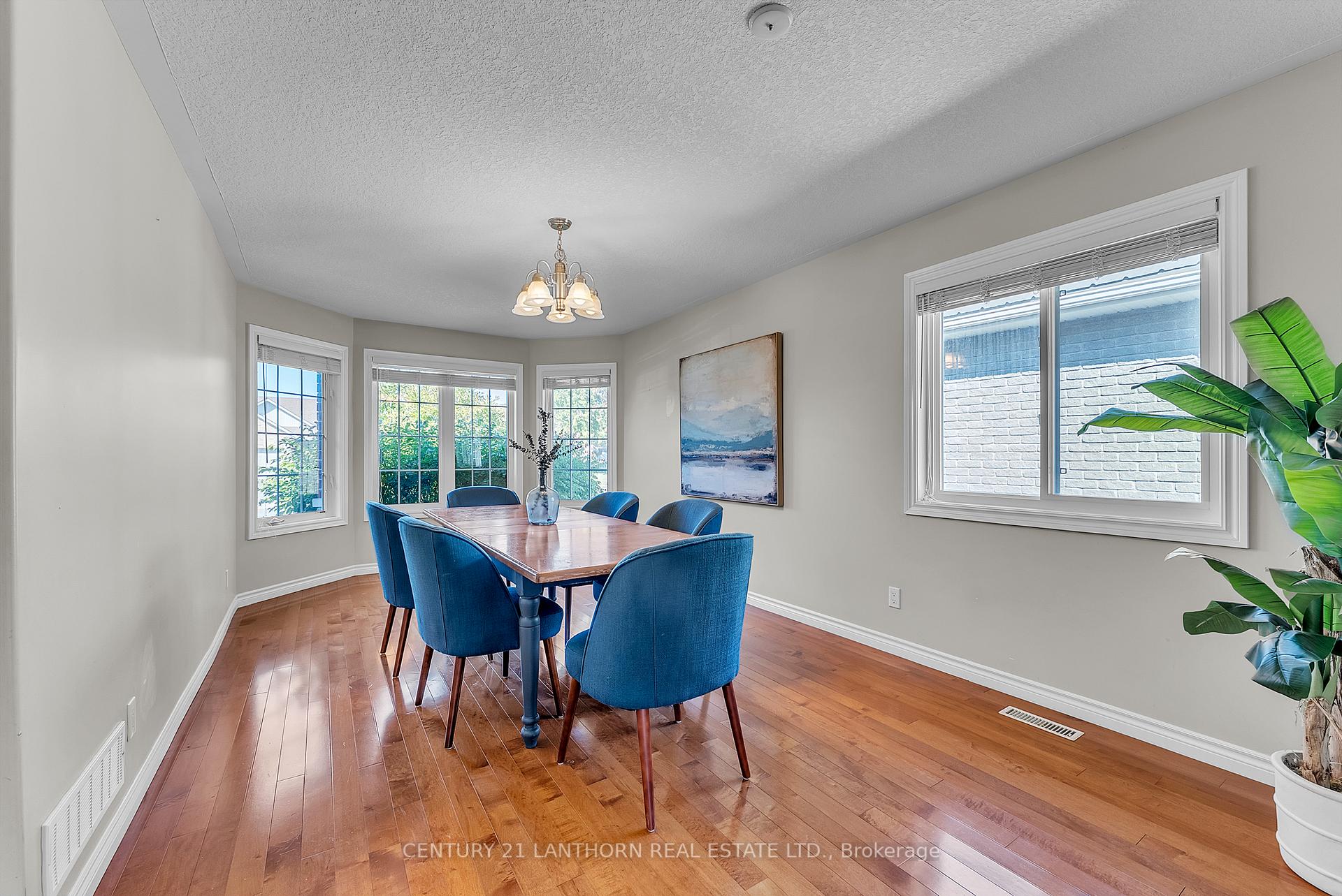 Photo 6 of 108 Parkview Heights, Quinte West, Murray Ward — HOMEH