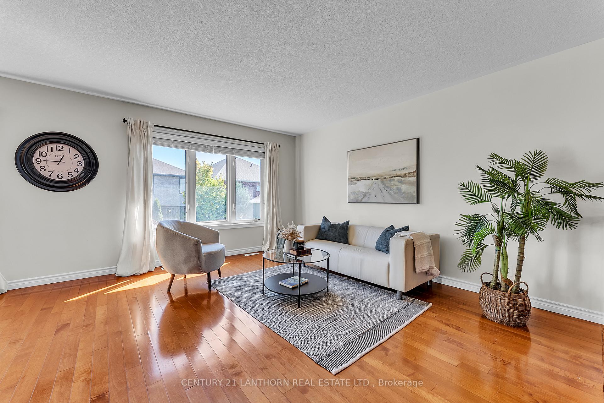 Photo 14 of 108 Parkview Heights, Quinte West, Murray Ward — HOMEH