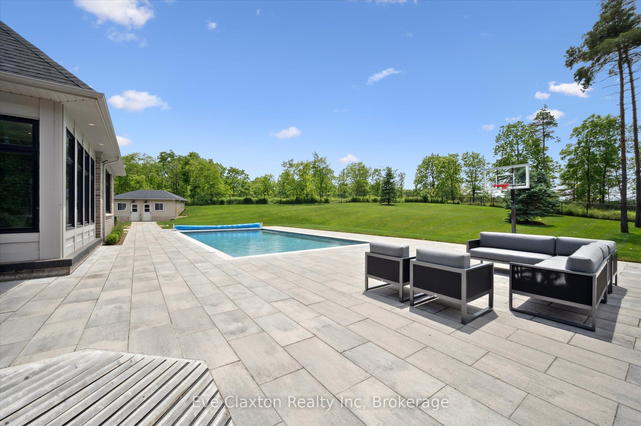Photo 38 of 6815 Wellington Rd 34, Puslinch, Crieff/Aikensville/Killean — HOMEH