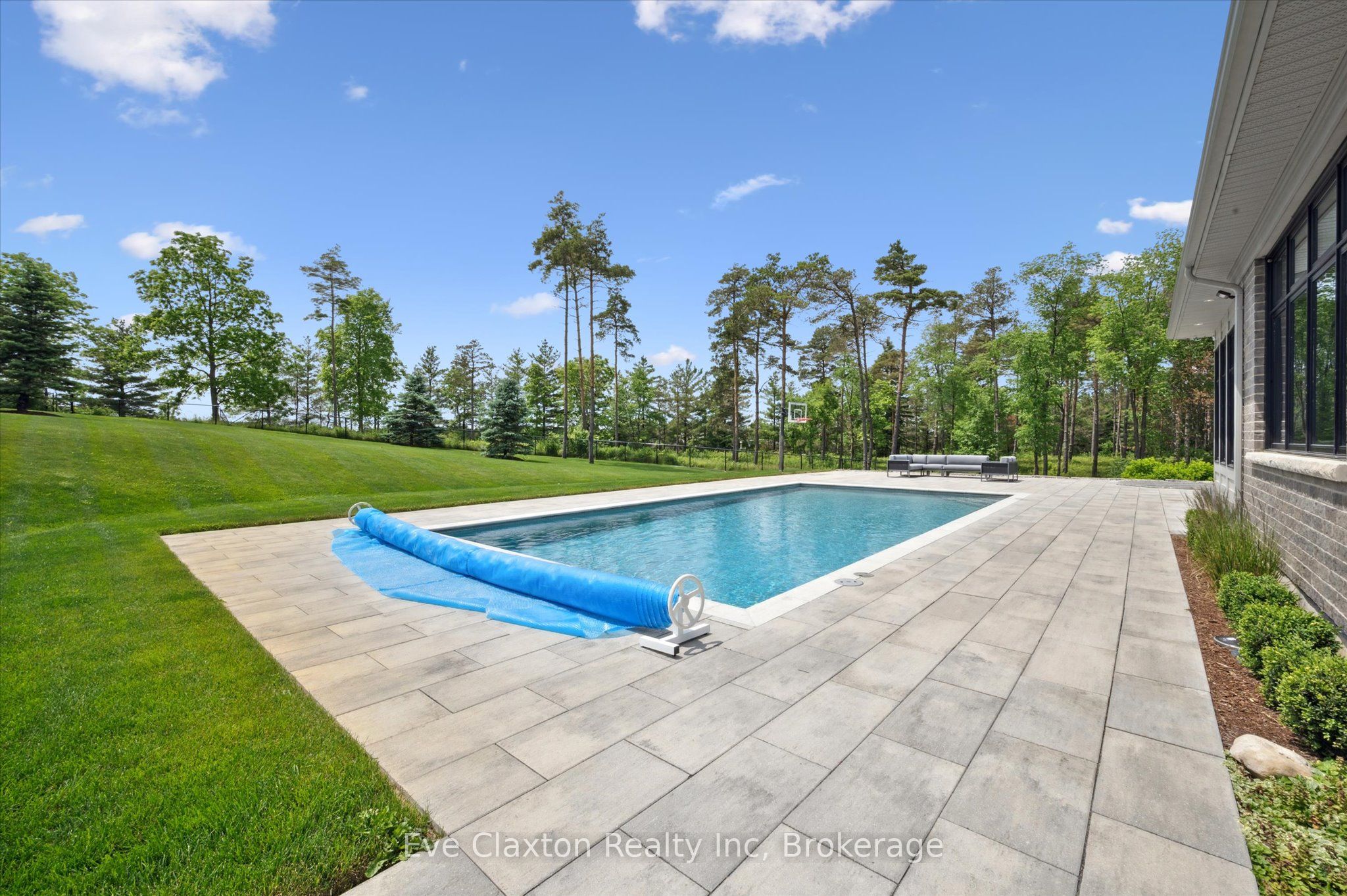 Photo 36 of 6815 Wellington Rd 34, Puslinch, Crieff/Aikensville/Killean — HOMEH