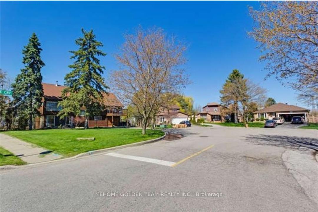 Photo 2 of 1546 Willowside Court, Pickering, Bay Ridges — HOMEH