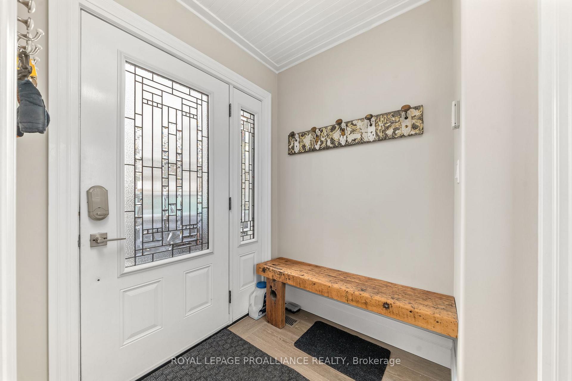 Photo 13 of 51 King Street, Prince Edward County, Picton Ward — HOMEH