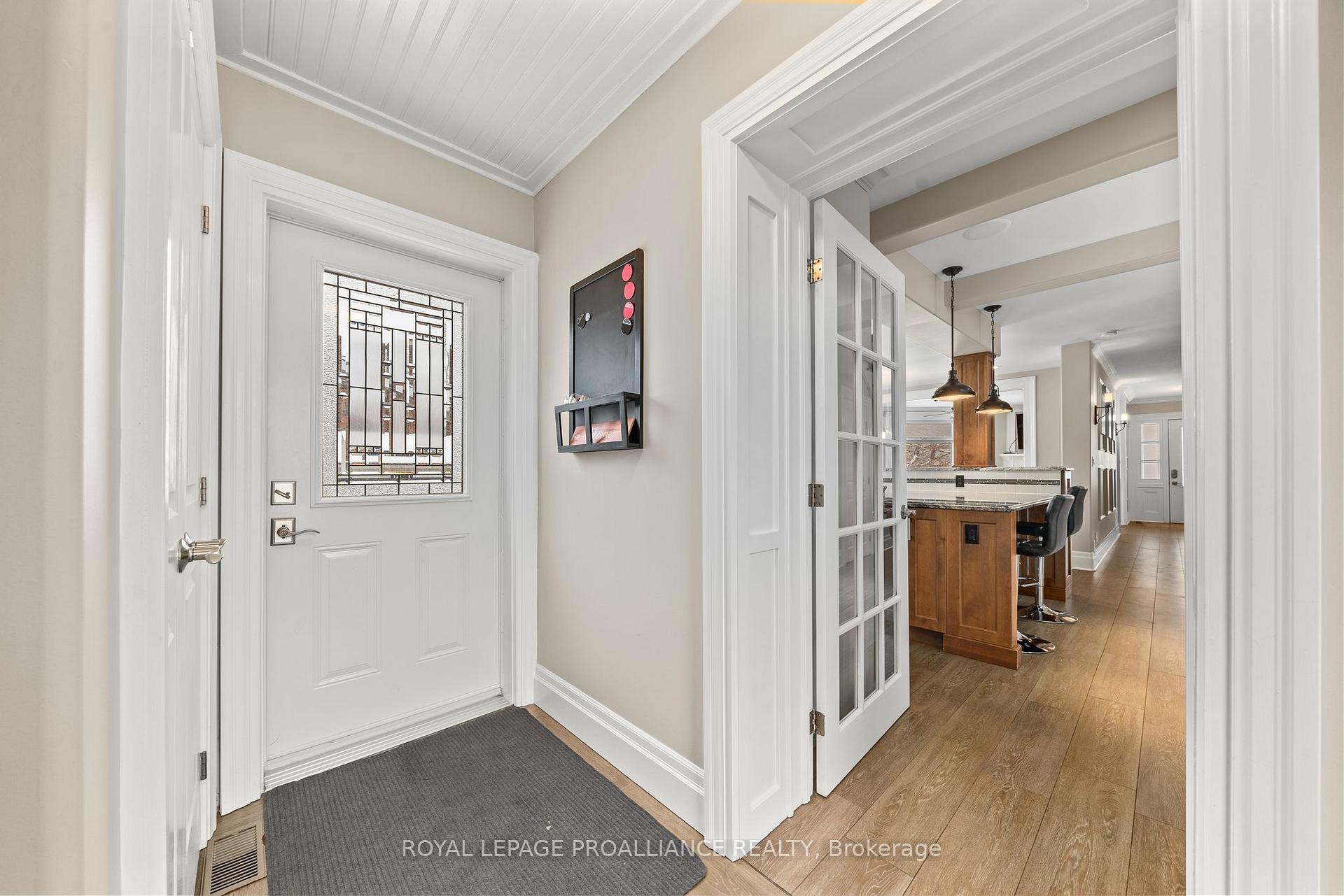 Photo 14 of 51 King Street, Prince Edward County, Picton Ward — HOMEH
