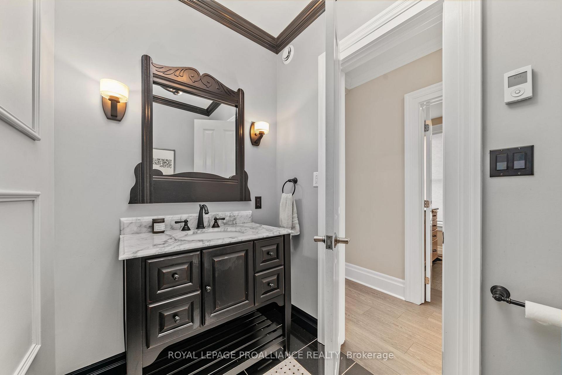 Photo 20 of 51 King Street, Prince Edward County, Picton Ward — HOMEH