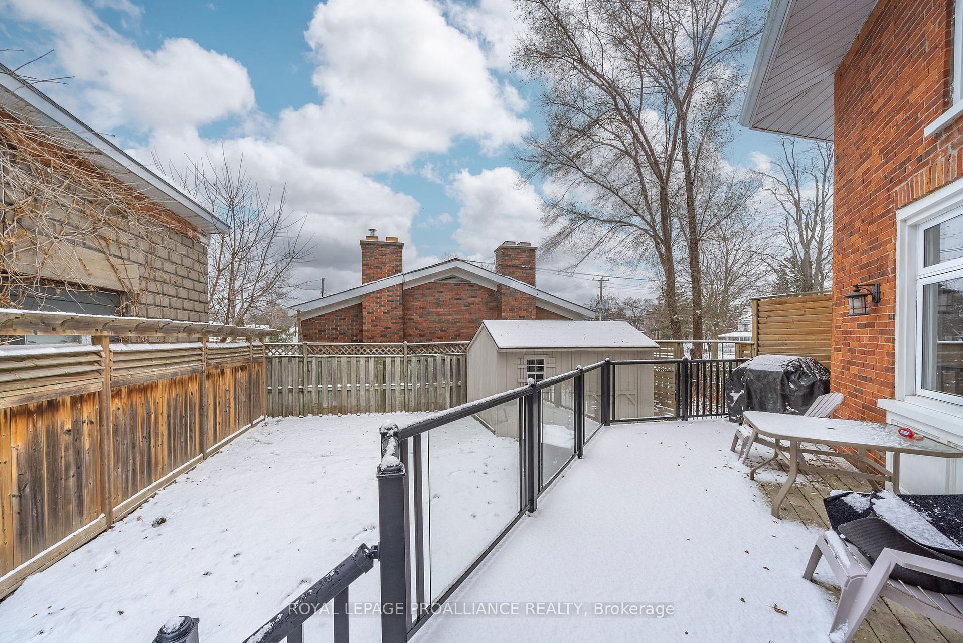 Photo 40 of 51 King Street, Prince Edward County, Picton Ward — HOMEH