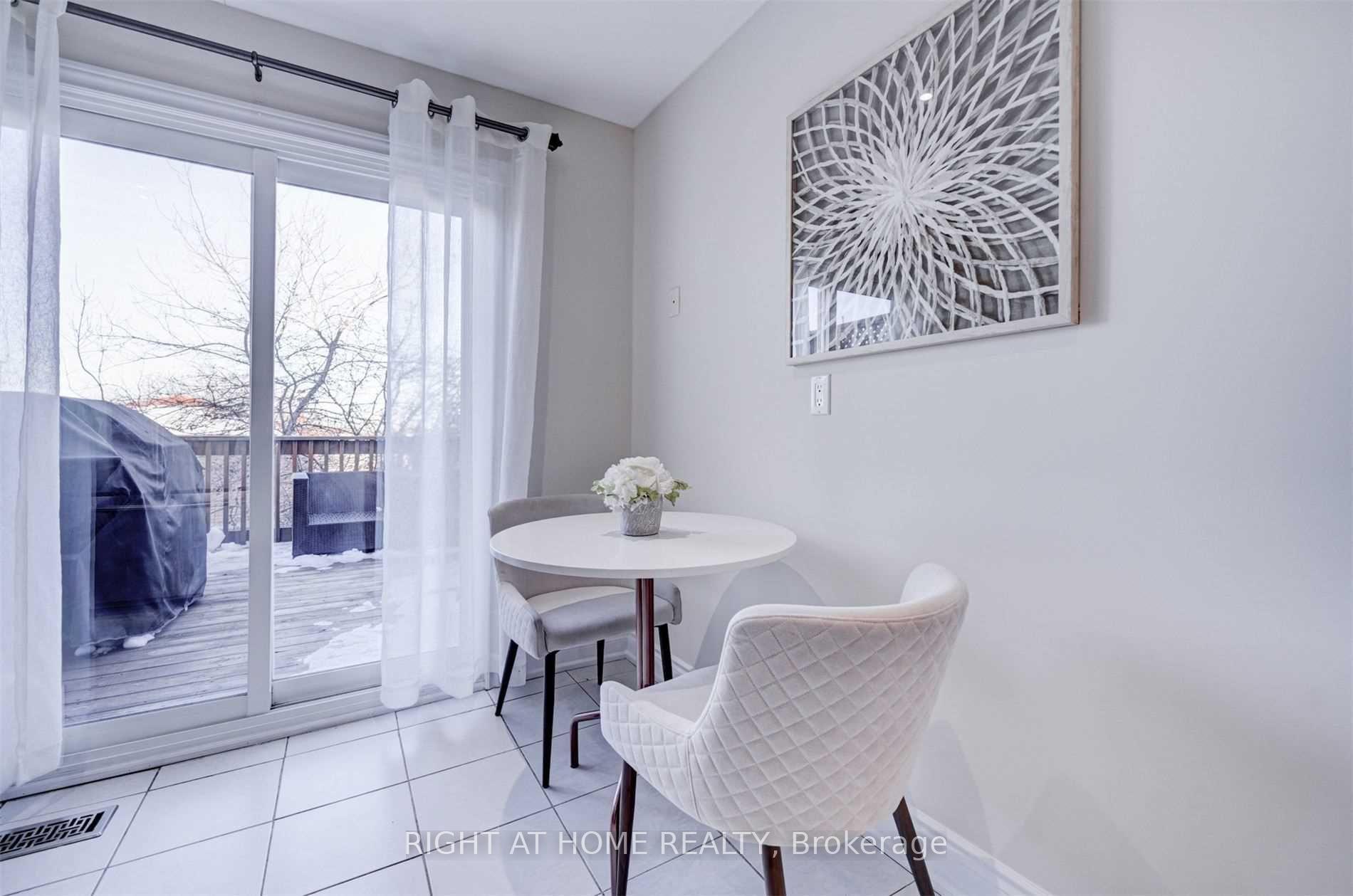 Photo 7 of Unit Main and 2nd Floor, 2083 Duberry Drive, Pickering, Brock Ridge — HOMEH