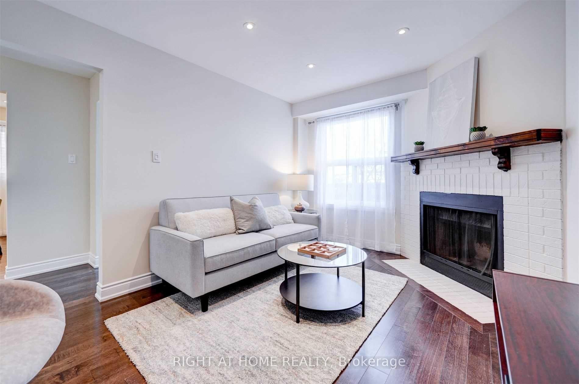 Photo 8 of Unit Main and 2nd Floor, 2083 Duberry Drive, Pickering, Brock Ridge — HOMEH