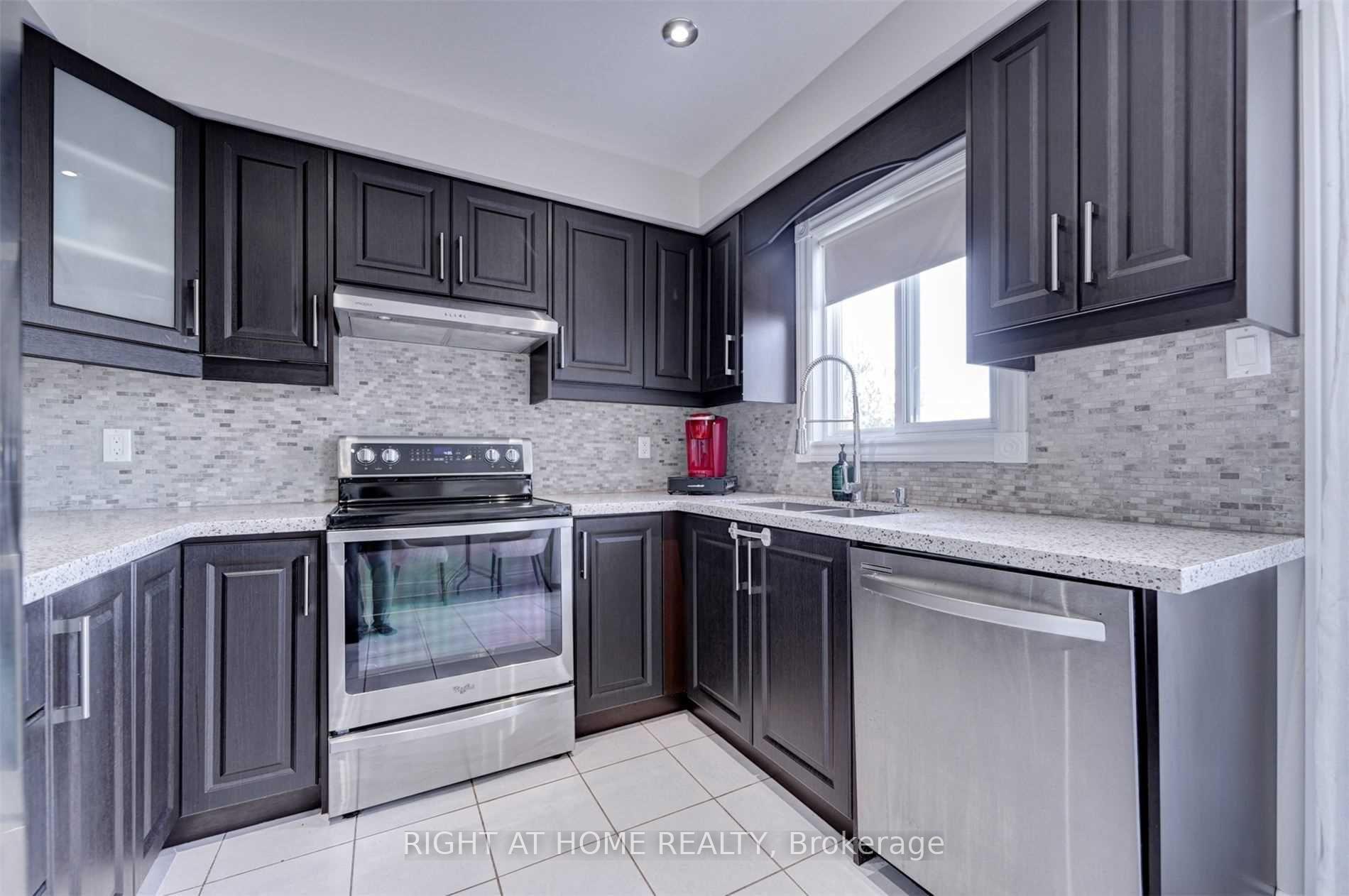 Photo 13 of Unit Main and 2nd Floor, 2083 Duberry Drive, Pickering, Brock Ridge — HOMEH